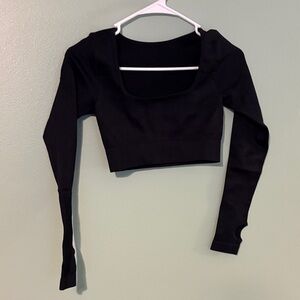 Elegant Black Long Sleeve Crop Top
